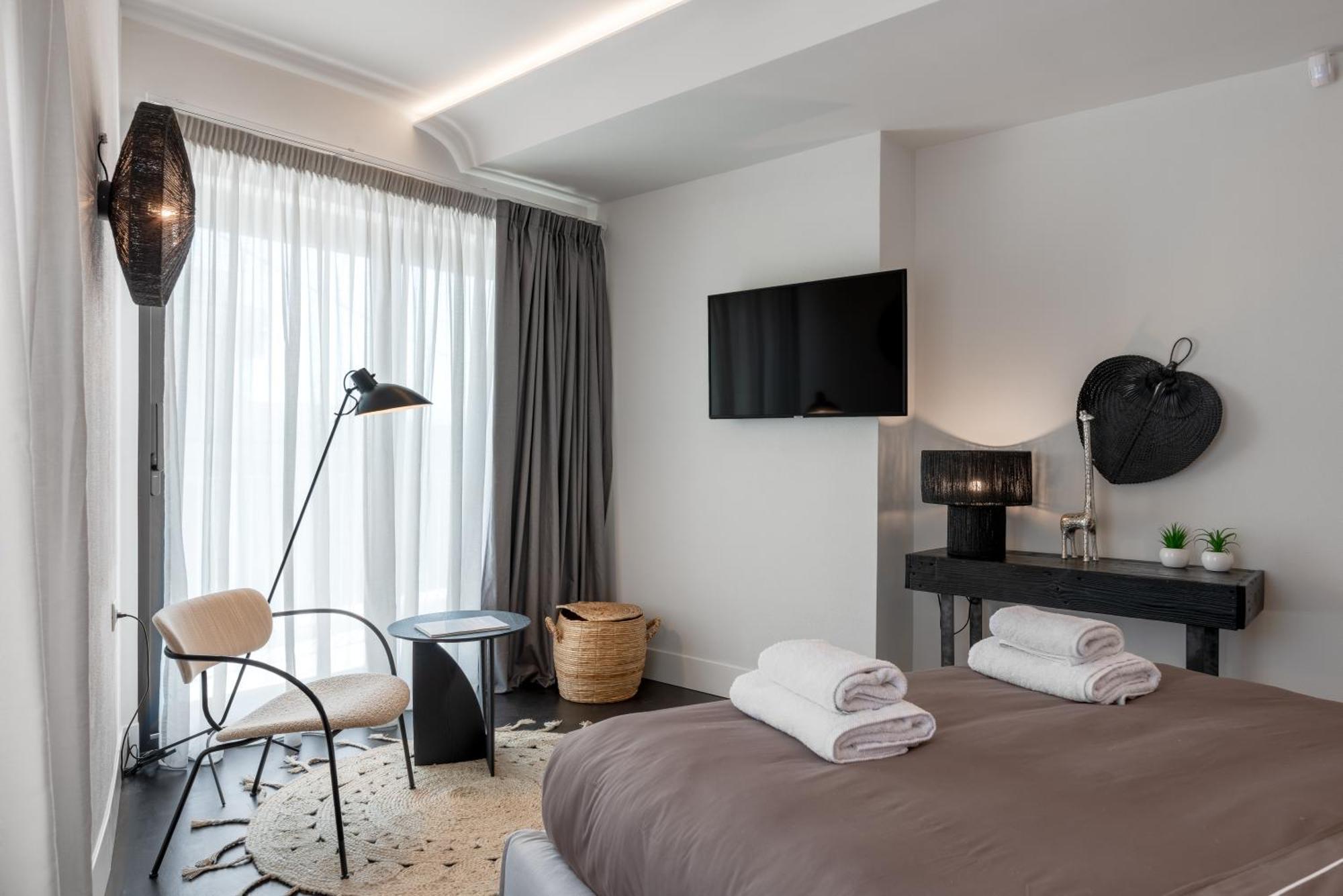 H50 Suites เอเธนส์ ภายนอก รูปภาพ
